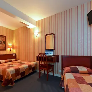 2* Otel Maison Du Pre