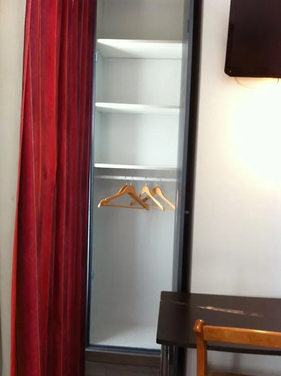 **  Printania Hotel Parigi Francia